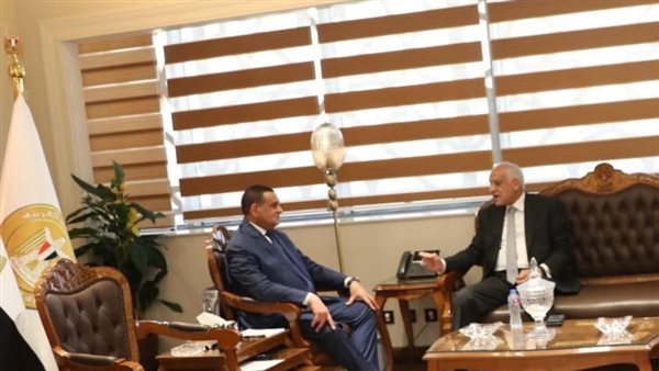  اجتماع اللواء هشام