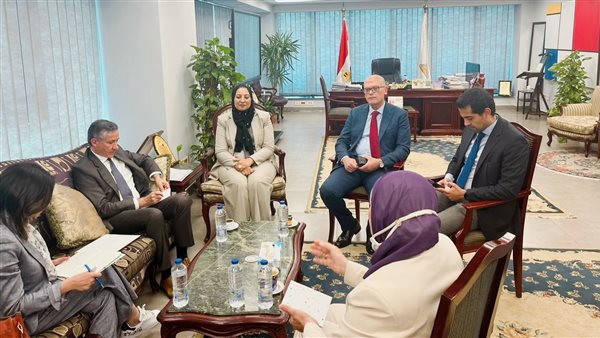 جامعة عين شمس 