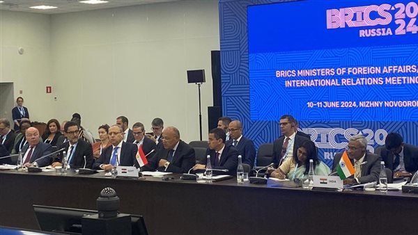 وزير الخارجية 