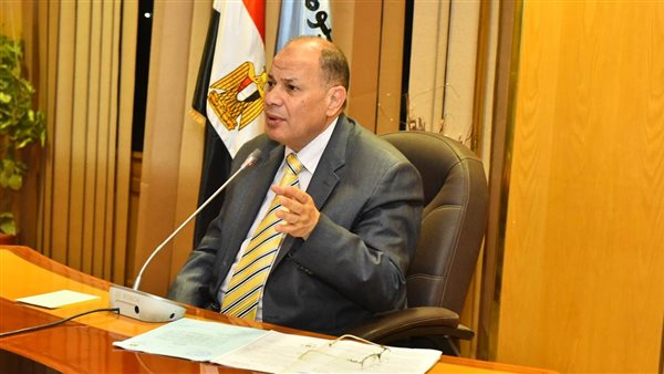 عصام سعد محافظ أسيوط