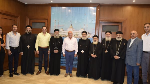  عادل الغضبان يستقبل