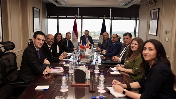 وزير السياحة والآثار