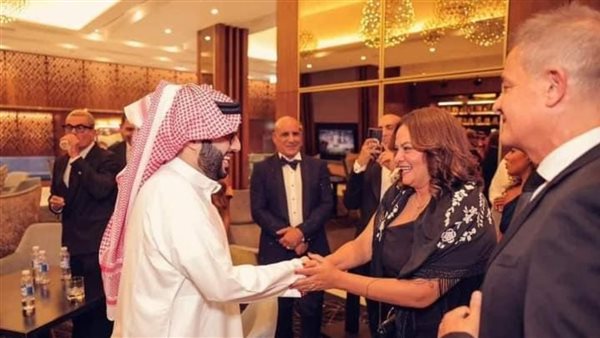 كاملة فى السعودية