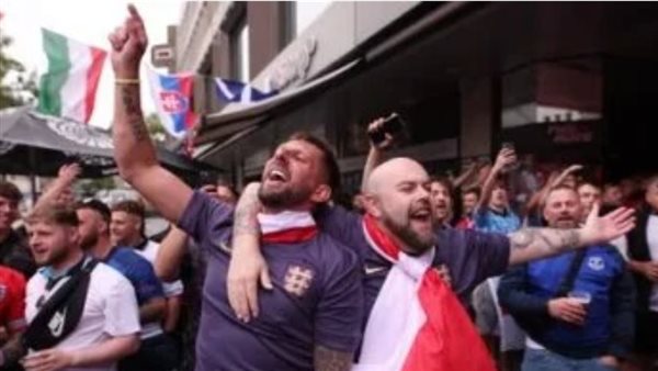 إشتباكات بين المشجعين