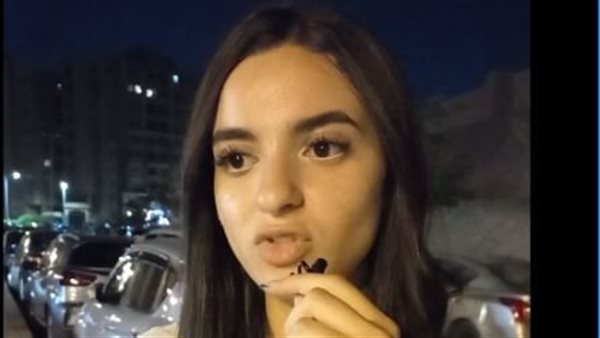 الفتاة صاحبة الواقعة