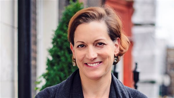 الصحفية آن أبلباوم