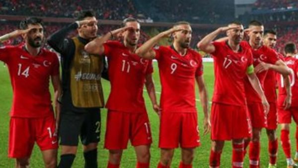 لاعبي منتخب تركيا