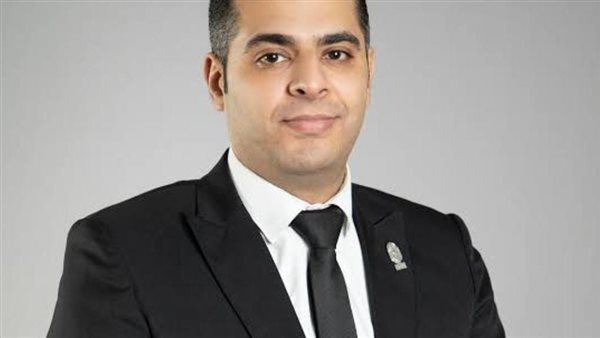 محمد منصور الباحث