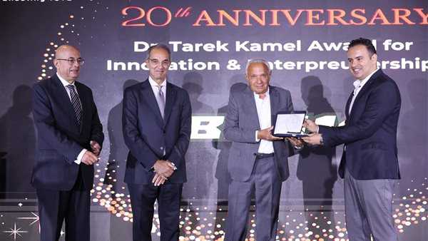 عمرو طلعت يشارك فى