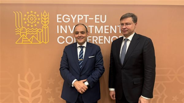 وزير التجارة وفالديس