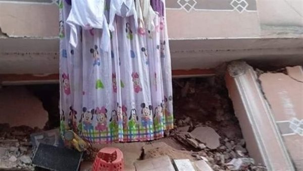 انهيار منزل 