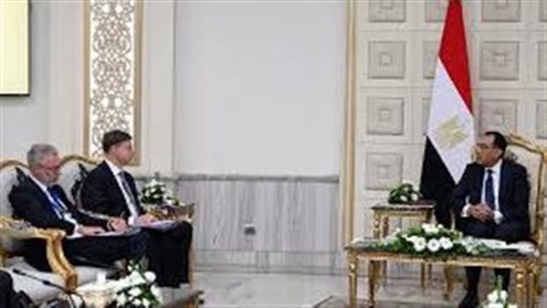 د. مصطفى مدبولي ووفد