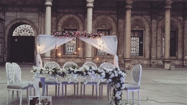 كتب كتاب في مسجد