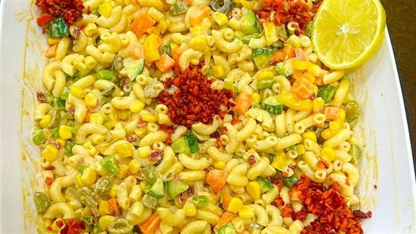 سلطة مكرونة بالجبنة