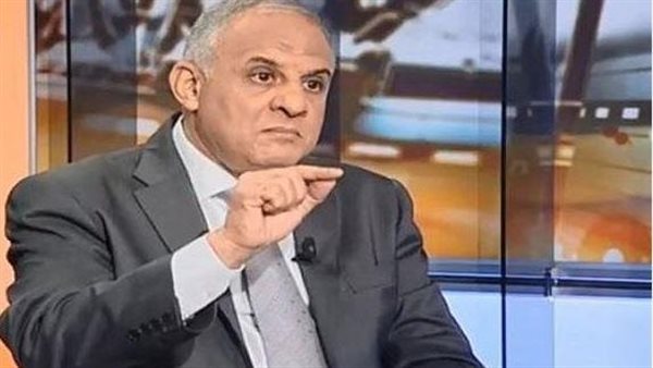  الخبير الدستوري