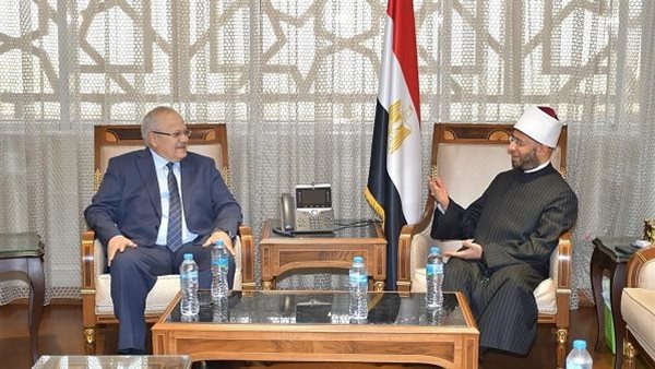 وزير الأوقاف ورئيس