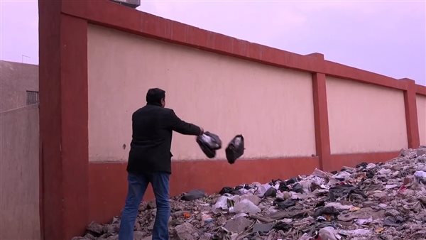 إلقاء المخلفات