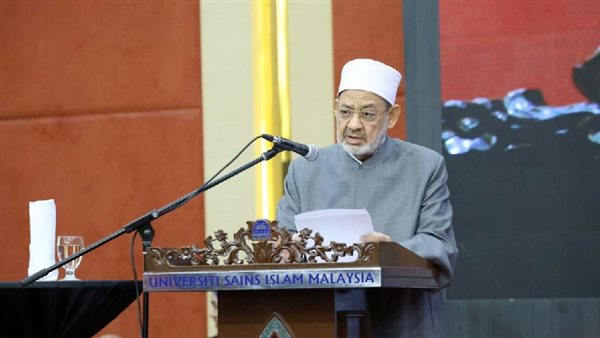 الدكتور أحمد الطيب