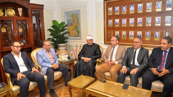 محافظ أسيوط 