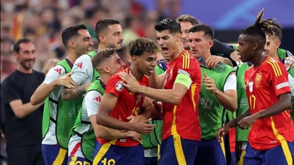 فرحة لاعبي أسبانيا