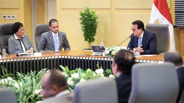 إجتماع وزير الصحة