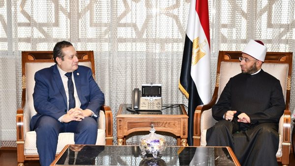 وزير الأوقاف ورئيس