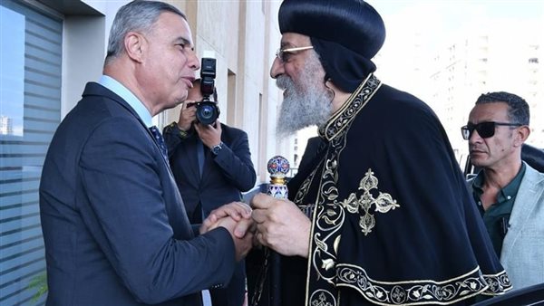 البابا تواضروس ومحافظ