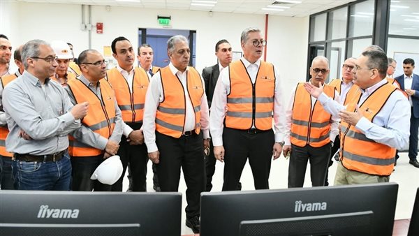 وزير البترول يتفقد