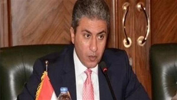 وزير السياحة الأثار