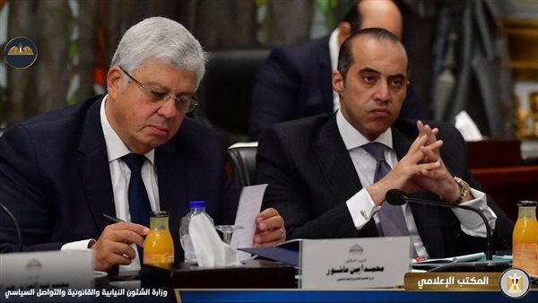 وزير الشؤون النيابية