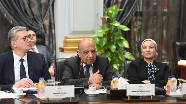 خلال اللقاء