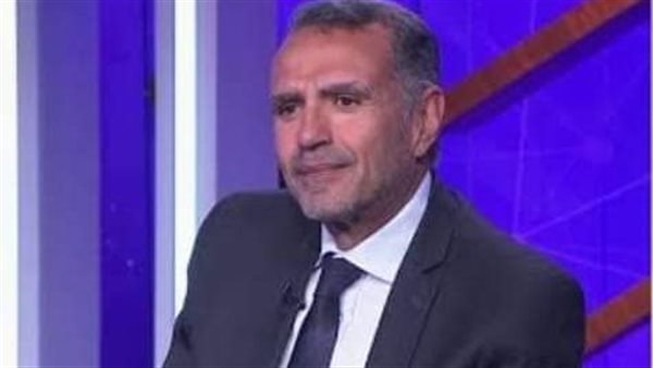 محمود العلايلى