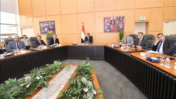 اجتماع وزير الاسكان