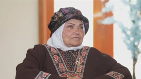  الفنانة الاستعراضية