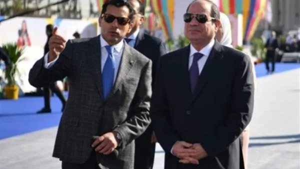 الرئيس السيسي ووزير