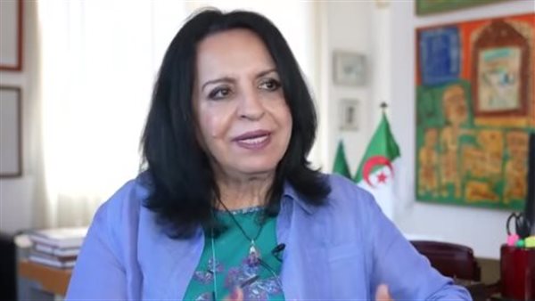 الكاتبة إنعام بيوض