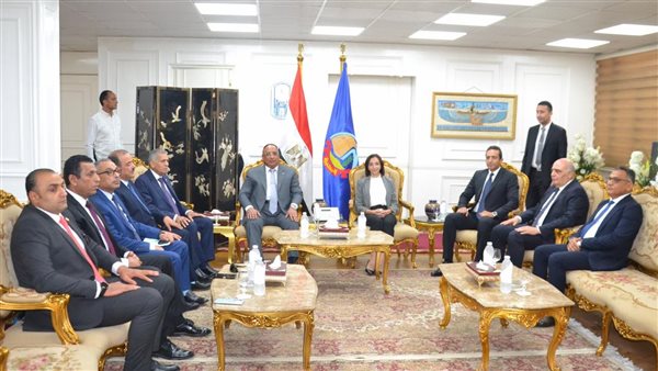 لقاء المحافظ اليوم