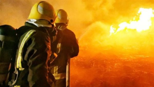 حريق مول أمام موقف