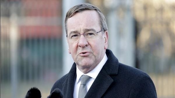 وزير الدفاع الألماني