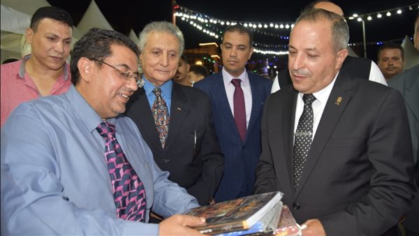 افتتاح معرض الكتاب
