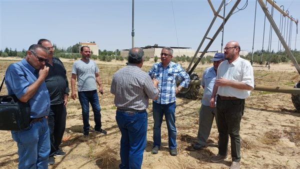  تجهيزات إنشاء البنك