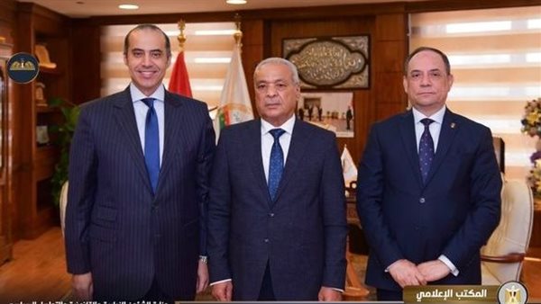 وزير الشئون النيابية