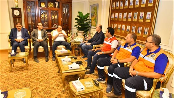 لقاء المحافظ اليوم