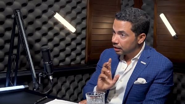 الدكتور رضا هلال