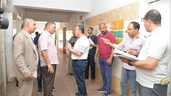 جولة المحافظ بالمستشفى