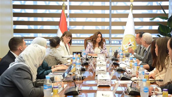 صورة خلال الاجتماع