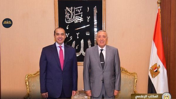 لقاء المستشار  محمود