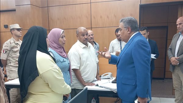 جولة المحافظ