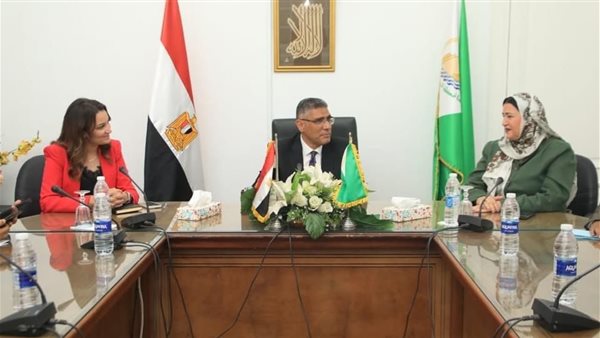 لقاء المحافظ اليوم