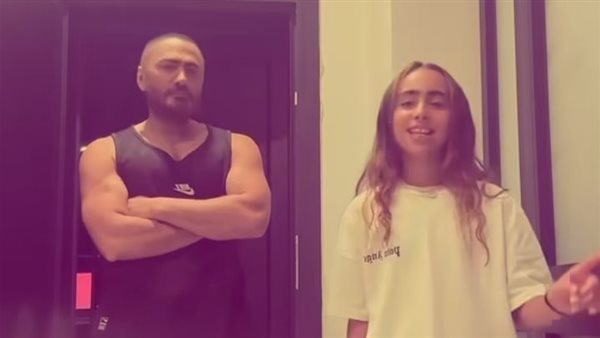 تامر حسني وابنته